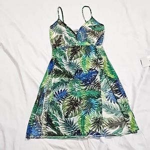 Swim cover up Tropical getaway double front slit sexy size Medium. Tags removed